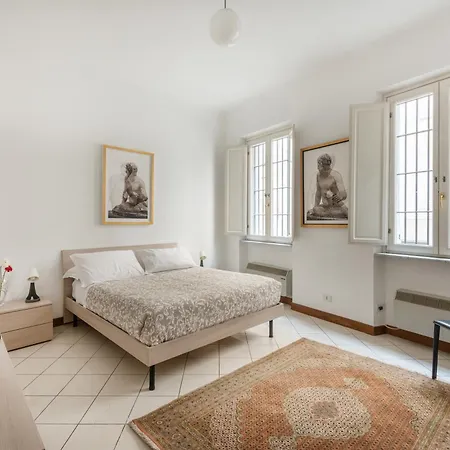 Rasella Al 36 * רומא